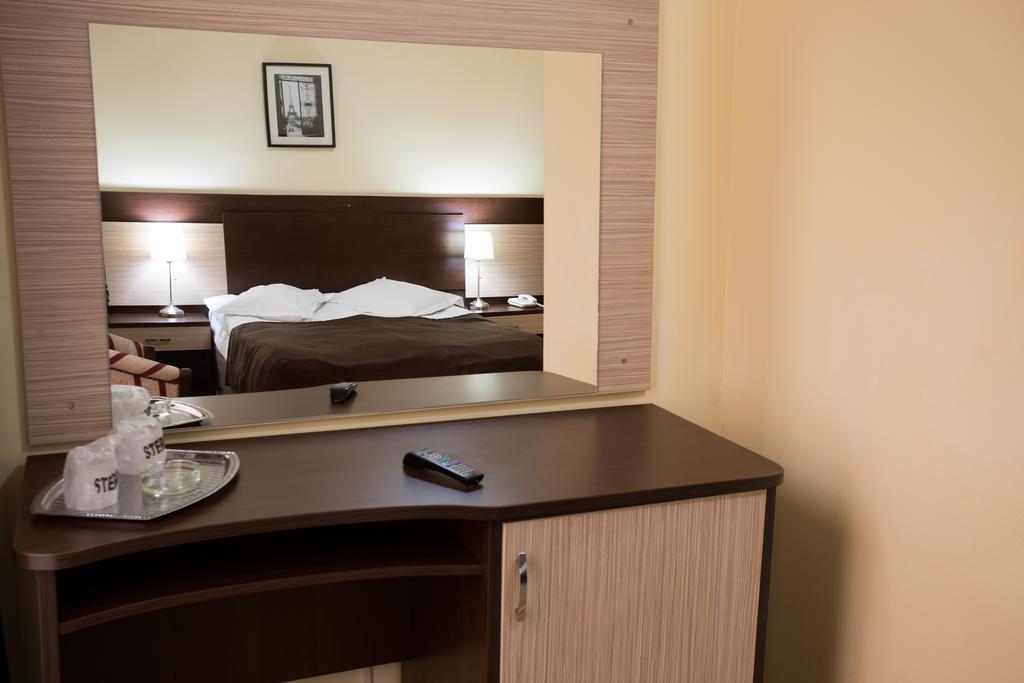 Hotel Rina Cerbul Sinaia Ngoại thất bức ảnh