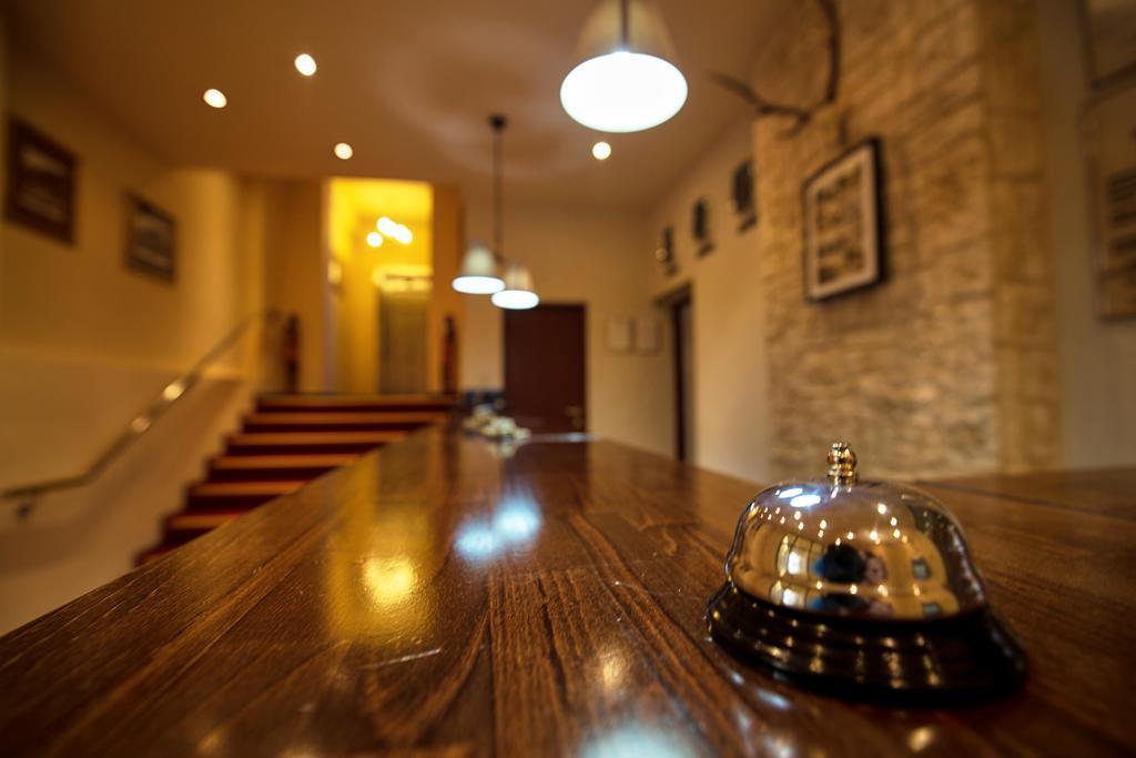 Hotel Rina Cerbul Sinaia Ngoại thất bức ảnh
