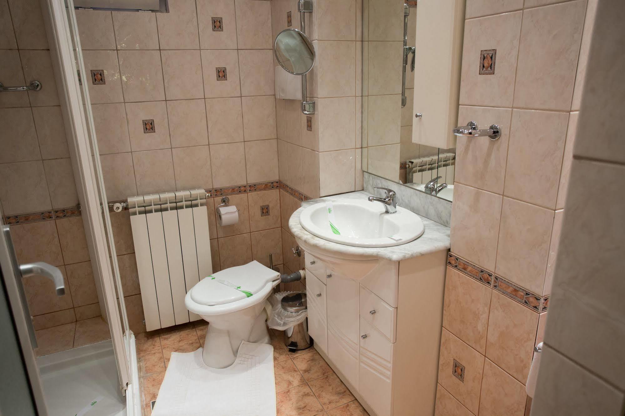 Hotel Rina Cerbul Sinaia Ngoại thất bức ảnh
